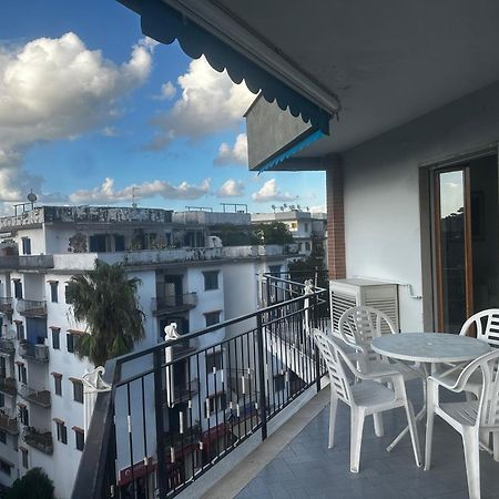 Roof And Sky Sorrento Center Suite 外观 照片
